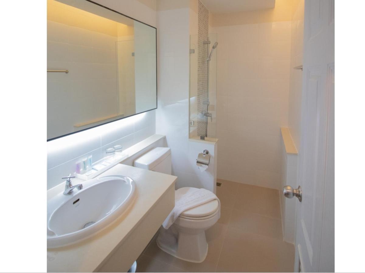 Fortune D Hotel Phitsanulok Ngoại thất bức ảnh