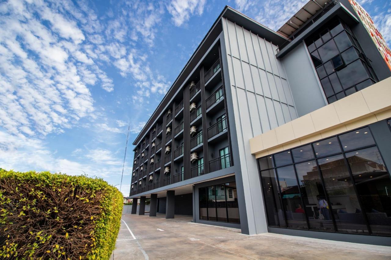 Fortune D Hotel Phitsanulok Ngoại thất bức ảnh